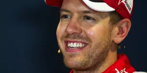 Foto zur News: Sebastian Vettel trotzt Strafversetzung: &quot;Ist doch positiv!&quot;
