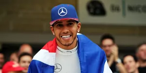 Foto zur News: Hamiltons Traum wird wahr: Drei WM-Titel wie Ayrton Senna