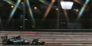 Foto zur News: Formel 1 Abu Dhabi 2015: Pole-Position für Nico Rosberg