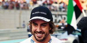 Foto zur News: Fernando Alonso angriffslustig: &quot;Wollen um den Titel