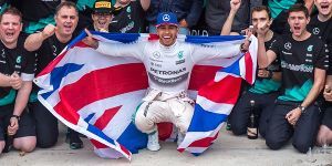 Foto zur News: Teamchef-Umfrage: Lewis Hamilton bester Fahrer 2015