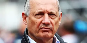 Foto zur News: McLaren-Boss Ron Dennis wehrt sich gegen Kritiker