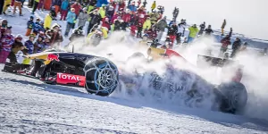 Foto zur News: Red-Bull-Showrun in Kitzbühel: Verstappen auf Schneeketten