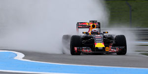 Foto zur News: Formel-1-Testauftakt in Le Castellet: Ricciardo setzt