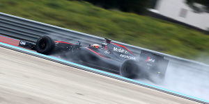 Foto zur News: Testtag vorzeitig beendet: Wieder Motorschaden bei McLaren