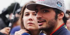 Foto zur News: Sainz vorsichtig: Toro Rosso 2016 nicht stärker als Red Bull