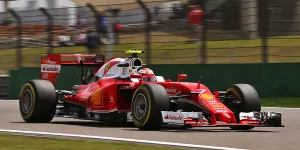 Foto zur News: Formel 1 China 2016: Ferrari fordert Mercedes heraus