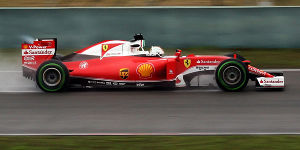 Foto zur News: &quot;Mehr nicht verdient&quot;: Vettel und Räikkönen selbstkritisch