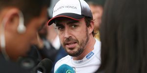 Foto zur News: Umarmung im TV: Alonso und Herbert wieder versöhnt