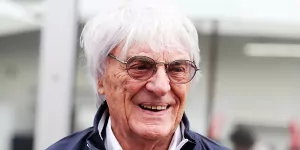 Foto zur News: Bernie Ecclestone beim großen Postraub: Stimmt&#039;s wirklich?