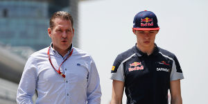 Foto zur News: Vater Verstappen: Red-Bull-Wechsel bindet Max langfristig