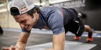 Foto zur News: Ein Training, fünf Cheeseburger: So quälen sich Formel-1-Stars