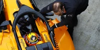 Foto zur News: Flip-Flop-Werbung auf Halo: McLaren startet Charity-Projekt