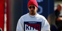 Foto zur News: Dank Met-Gala &amp; Coachella: Lewis Hamilton voller Energie