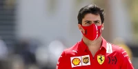 Foto zur News: Carlos Sainz: Ferrari war mit vielen Fabrikbesuchen überfordert