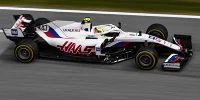 Foto zur News: Mick Schumacher gewinnt Teamduell gegen &quot;Karotte&quot; Masepin
