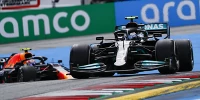 Foto zur News: Bottas: Vorgezogener Reifenwechsel nach langsamem Perez-Stopp