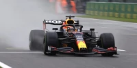 Foto zur News: &quot;Wussten, dass es klappt&quot;: Polesetter Verstappen verhindert Russell-Märchen