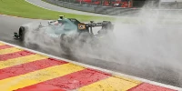 Foto zur News: Sebastian Vettel: Warum er an der Unfallstelle angehalten hat