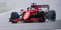 Foto zur News: Unerlaubter Reifenwechsel: Trotzdem keine Strafe gegen Charles Leclerc