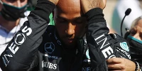 Foto zur News: Wer letzte Nacht am schlechtesten geschlafen hat: Lewis Hamilton