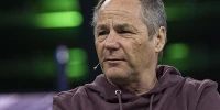 Foto zur News: Gerhard Berger: Von Sebastian Vettels neuem Chef "nicht beeindruckt"