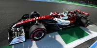 Foto zur News: Alfa Romeo "nicht einverstanden" mit Strafe für Guanyu Zhou in Dschidda