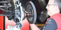 Foto zur News: Formel-1-Technik: So anders sind die Bremsen in der Saison 2022