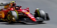 Foto zur News: Sainz: Was Ferrari nach dem Doppel-Aus in Baku von Red Bull lernen kann