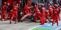 Foto zur News: Mattia Binotto erklärt: Deshalb hat Ferrari keinen "Doublestack" gemacht
