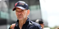 Foto zur News: Lewis Hamilton: &quot;Bin beeindruckt von Adrian Newey und seinem Team&quot;
