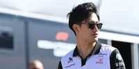 Foto zur News: &quot;Überraschung der Saison&quot;: Guanyu Zhou fährt auch 2023 für Alfa Romeo Formel 1