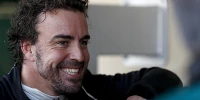 Foto zur News: Alonso: Froh, dass mein Comeback besser läuft als das von Schumacher