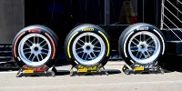 Foto zur News: Was beim Pirelli-Reifentest mit McLaren und Aston Martin in Spa passiert