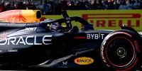 Foto zur News: Stinkefinger für Fan in Imola: Max Verstappens Tifosi-Abenteuer