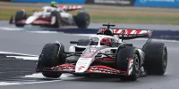 Foto zur News: Bearman vs. Ocon: Wie Haas mit der Teamkollegen-Kollision umgeht