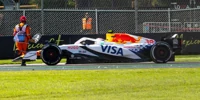 Foto zur News: Startcrash in Mexiko: Liam Lawson "stinksauer" auf Carlos Sainz