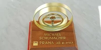 Foto zur News: Schumacher vom tschechischen Automobilverband geehrt