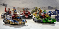 Foto zur News: Alonso gewinnt Kartrennen auf Eis und Schnee