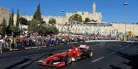 Foto zur News: Ferrari und Marussia fahren vor 60.000 Fans in Jerusalem