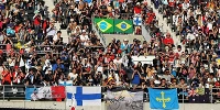 Foto zur News: Button lobt japanische Fans: "Nicht dieser Monaco-Schlag"