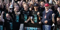 Foto zur News: "Stars & Cars": Mercedes feiert Saison 2014 in Stuttgart