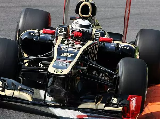 Foto zur News: Räikkönen: Mit neuem Auspuff zu alter Stärke?