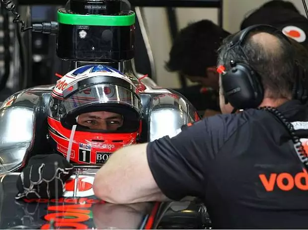 Foto zur News: Whitmarsh: Young-Driver-Tests nur ein Alibi