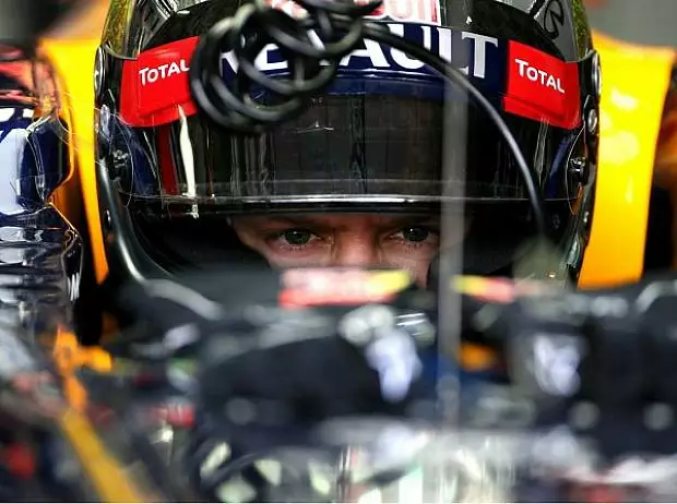 Foto zur News: Auftakt in Sao Paulo: McLaren und Red Bull vor Alonso