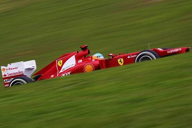 Foto zur News: Vorteil Vettel: Hamilton in Sao Paulo auf Pole-Position