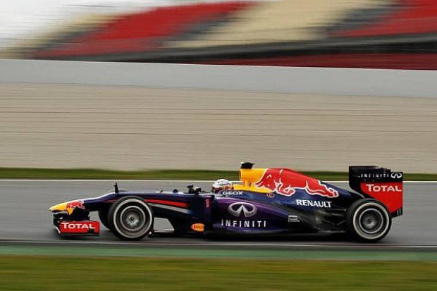Foto zur News: Vettel: "Kein Desaster, wenn wir nicht konkurrenzfähig sind"