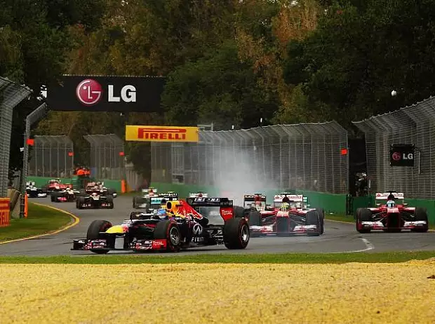 Foto zur News: Vettel: "Alle Autos haben Sinn ergeben - außer Kimi"