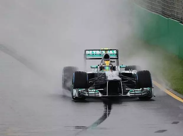 Foto zur News: Hamilton: "Wäre so schnell wie die Red Bull gewesen"