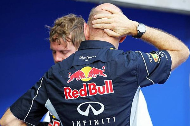 Foto zur News: FIA-PK: Webber sauer, Vettel entschuldigt sich